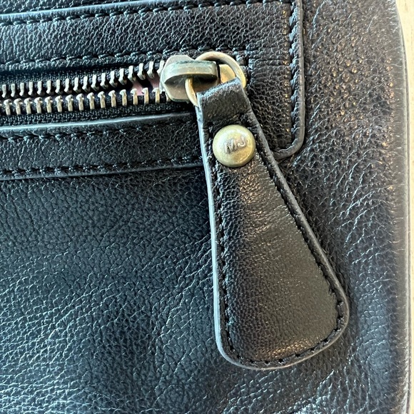 Marc Jacobs 100% Leather Clutch in Black - Picture 9 of 16